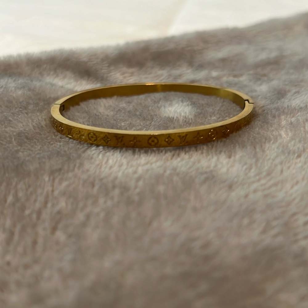 Louis Vuitton Gold Bracelet